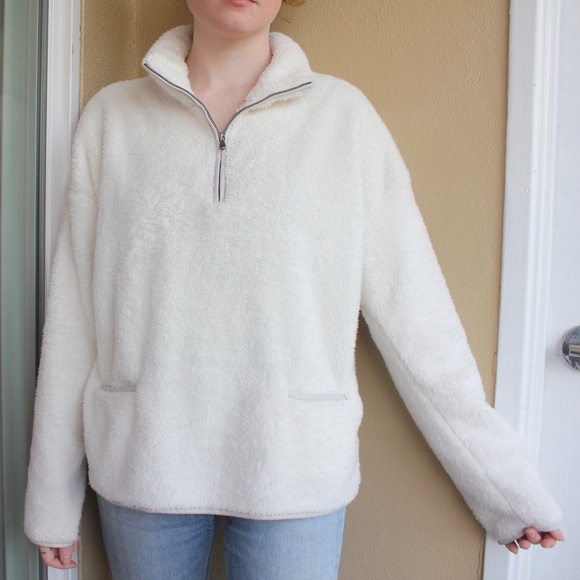 Aerie Fuzzy Quarter Zip Sweatshirt - Picture 1 of 4